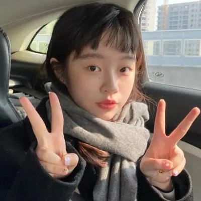 红色康拜因封面