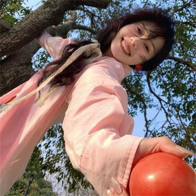他们克隆了蒂龙封面